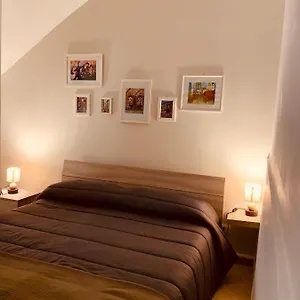 https://casa-etna.sicilyhotelsitaly.net